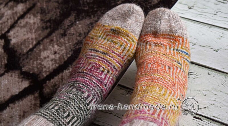 Самый простой и быстрый способ вязания носков спицами — Блог LaVita Yarn